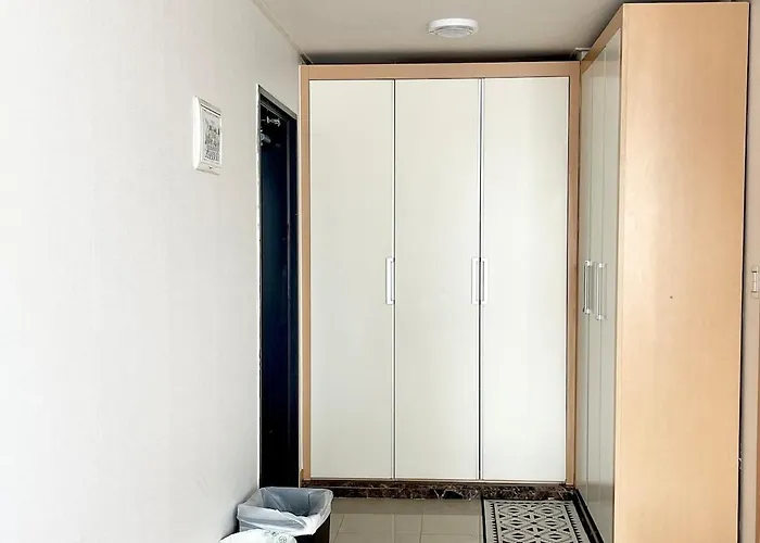 Modern And Spacious, Hongdae Stn 1mn *